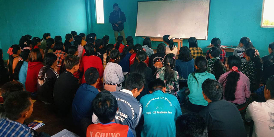 မင်းတပ်တွင် ပြည်သူ့အုပ်ချုပ်ရေးအဖွဲ့မှ ဖွင့်လှစ်သည့် ကျောင်းများ၌ ကလေး ၆၀၀၀ ကျော် တက်ရောက်