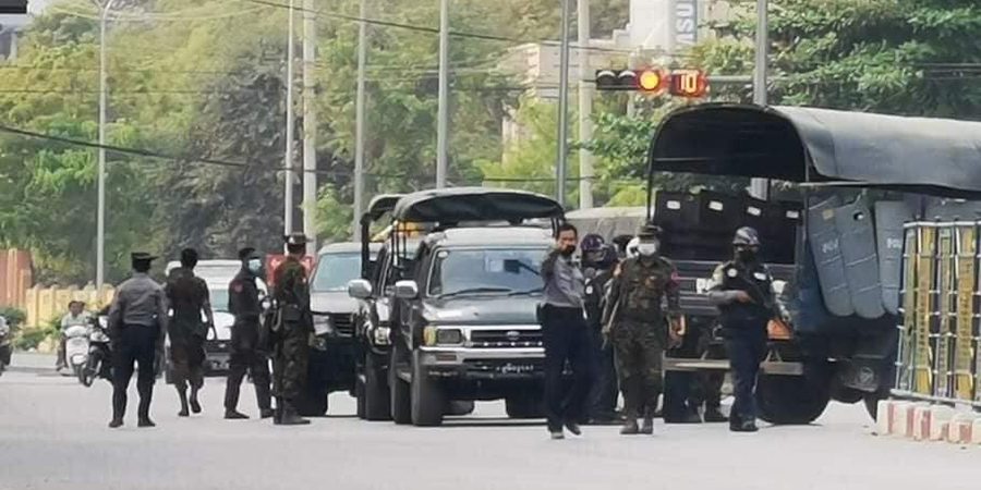 မုံရွာမြို့တွင် စစ်ကောင်စီတပ်များရှိသည့် နေ‌ရာအနှံ့ ဗုံးပေါက်ကွဲ