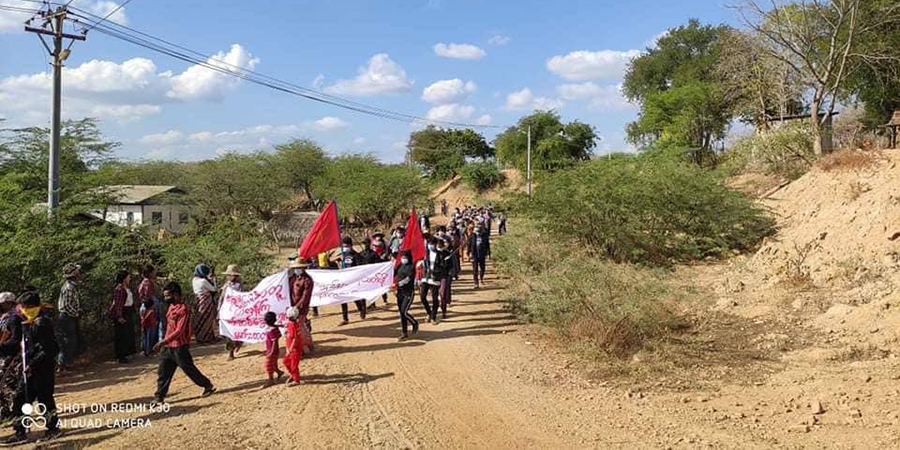 ဆားလင်းကြီး PDF တပ် ပူးပေါင်းဆင်နွှဲခဲ့သည့် စစ်အာဏာရှင်ဆန့်ကျင်ရေး သပိတ်