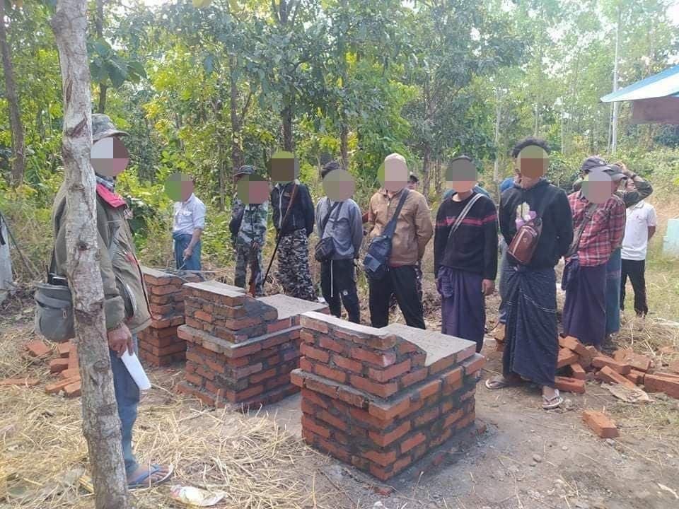 နတ်ချောင်းတိုက်ပွဲ၌ ကျဆုံးခဲ့သည့် PDF ၄ ဦးကို နာရေးအမိန့်ပြန်တမ်းထုတ်