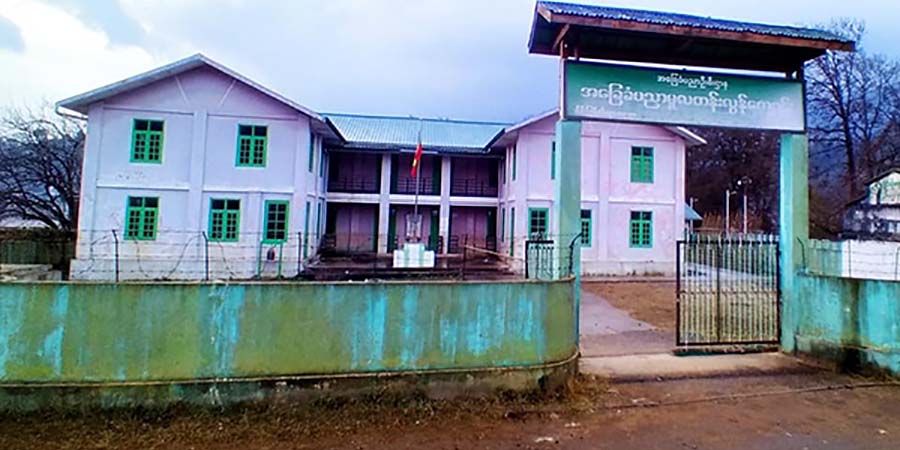 မိုးကုတ်မြို့ ပိန်းပြစ်မူလတန်းကျောင်းကို စစ်ကောင်စီက ဖိအားပေးဖွင့်ခိုင်း