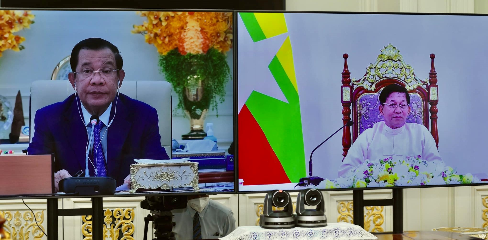 ဝန်ကြီးချုပ်ဟွန်ဆန်နှင့် မြန်မာစစ်ခေါင်းဆောင်ဆွေးနွေး၊ အာဆီယံအထူးသံတမန်လာခွင့်ပြုရန် တိုက်တွန်း (ရုပ်သံ)