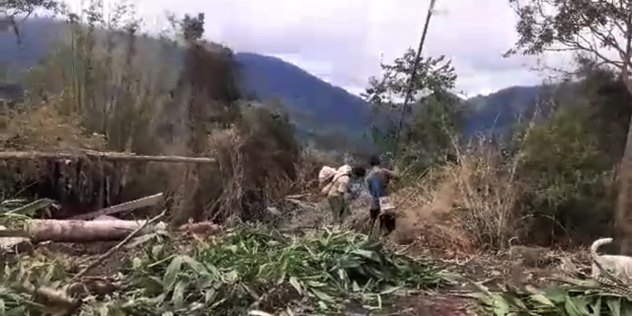 သံတောင်ကြီးတွင် စစ်ကောင်စီတပ်က နေအိမ်များအပြင် ဥယျာဉ်ခြံများအထိ ဝင်ရောက်စစ်ဆေး
