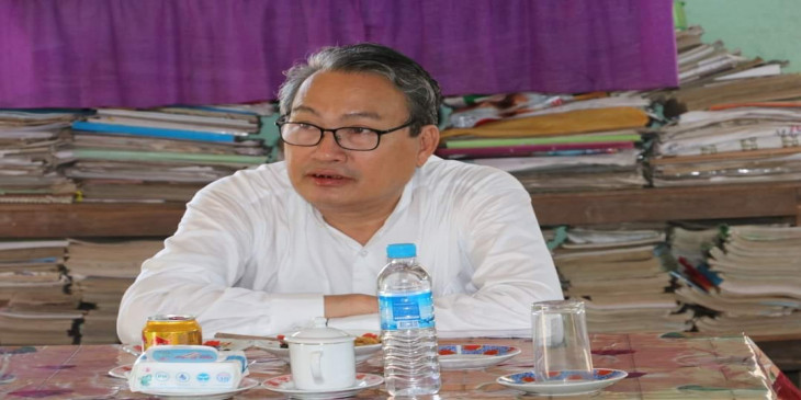 မွန်ဝန်ကြီးချုပ် ဒေါက်တာအေးဇံကို အဂတိမှု ၇ မှုအတွက် ရုံးထုတ် စစ်ဆေး