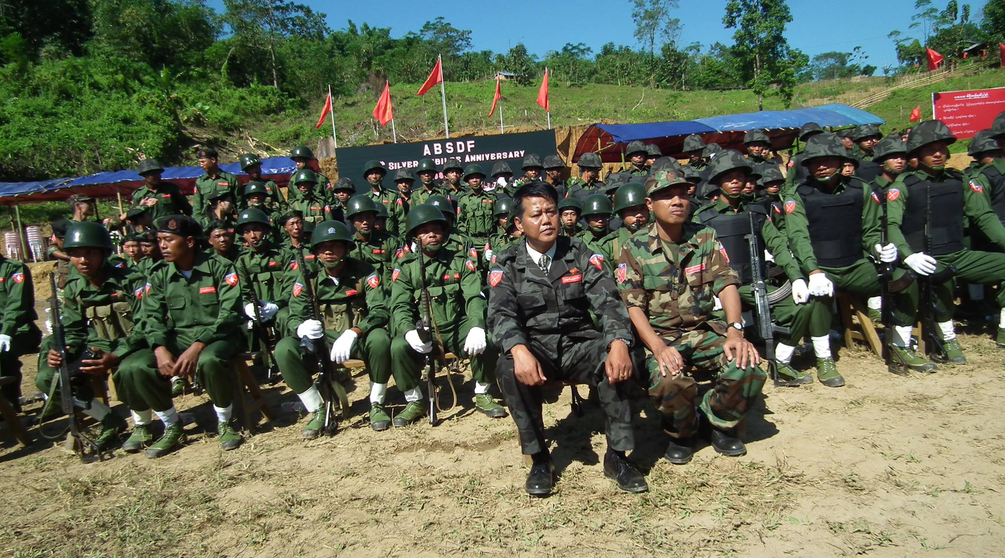 စိန်ရတုပြည်ထောင်စုနေ့ပွဲနှင့် ငြိမ်းချမ်းရေးဆွေးနွေးပွဲ တက်ရောက်ရန်မရှိဟု  ABSDF ခေါင်းဆောင်ပြော