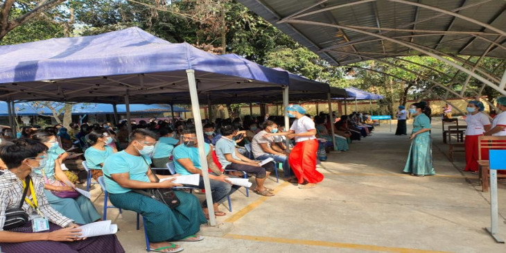 ကိုဗစ်ကာကွယ်ဆေး ထိုးပြီးသူ ၂၂ သန်းခွဲကျော်ရှိဟု စစ်ကောင်စီ ထုတ်ပြန်