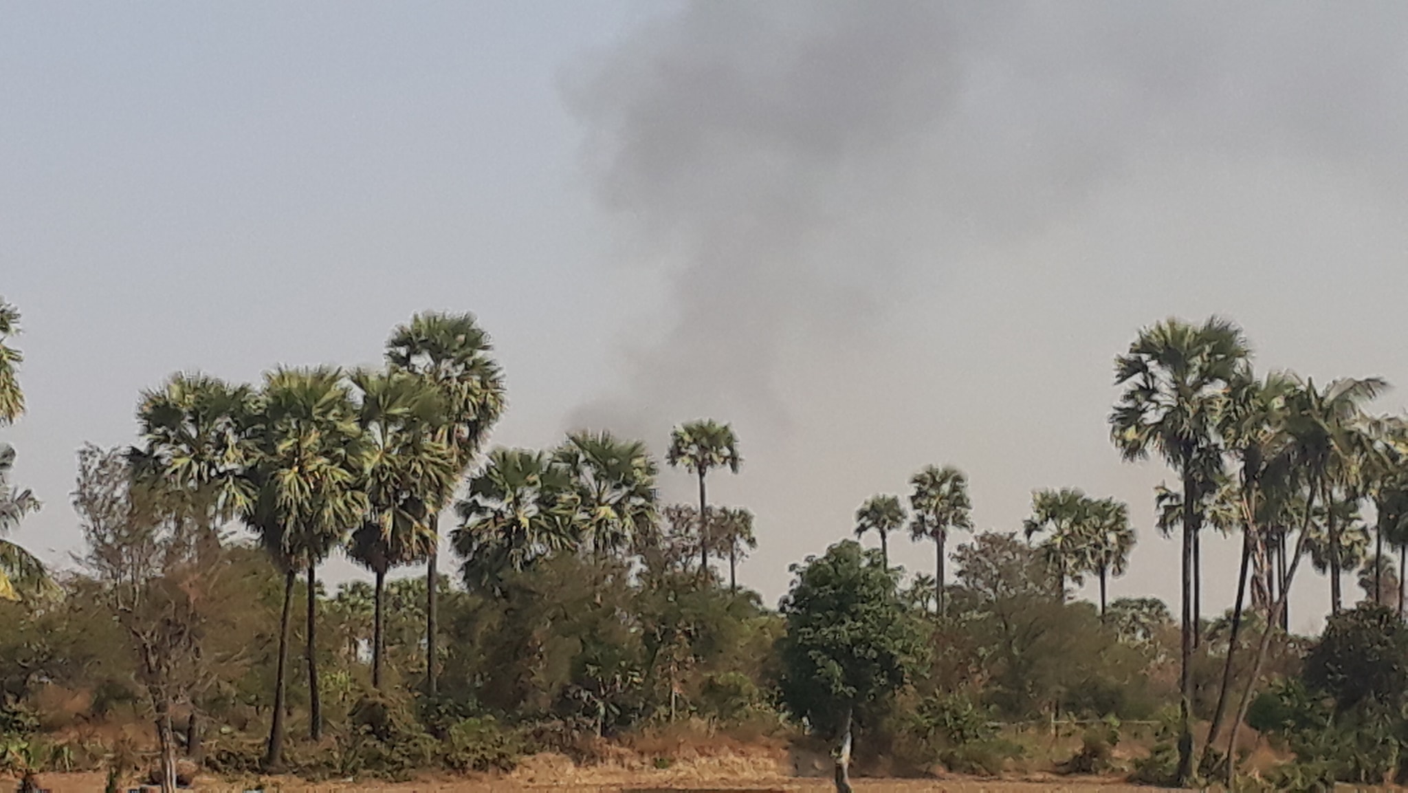 ယင်းမာပင်တွင် စစ်​ကောင်စီတပ်ဖွဲ့ မိုင်းဆွဲတိုက်ခိုက်ခံရ၊ ၁၀ ဦးထက်မနည်း ​သေဆုံး