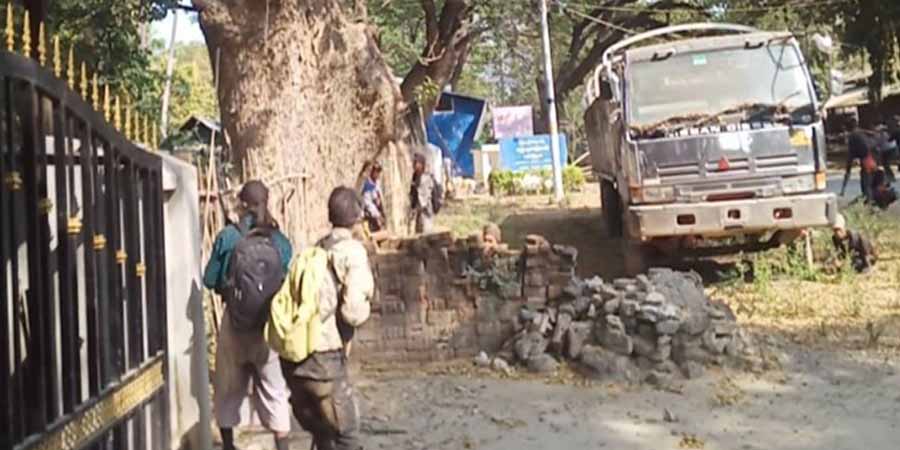 ပေါက်မြို့နယ် ရေပြာရဲစခန်းကို PDF ၃ ဖွဲ့က ဝင်ရောက်စီးနင်း၊ စခန်းမှူးအပါအဝင် ၅ ဦးသေဆုံး