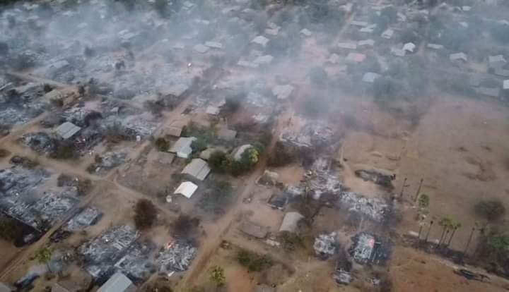 ယင်းမာပင်၊ သပြေအေးရွာလုံးကျွတ်နီးပါးကို စစ်ကောင်စီတပ်က အကြမ်းဖက် မီးရှို့ဖျက်ဆီး