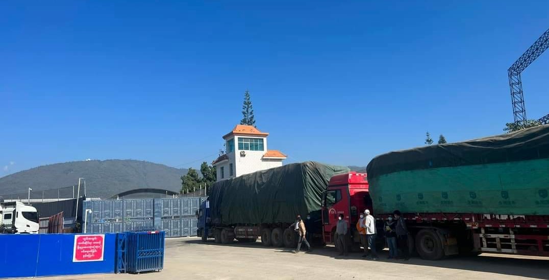 တရုတ်- မြန်မာနယ်စပ် ကျင်စန်းကျော့နှင့် လွယ်ဂျယ်ကုန်သွယ်ရေးဂိတ် ယာယီပိတ်
