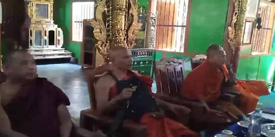 လက်နက်ကိုင် မဘသဘုန်းကြီးများက  PDF ဖြိုခွဲရေး လှည့်လည်ဟောပြောစည်းရုံးနေ