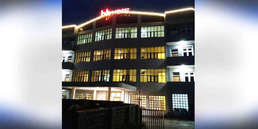 တောင်ကြီးမြို့တွင် ဟိုတယ်ဝန်ထမ်း ၁ ဦးနှင့် မြို့ခံ ၂ ဦးကို စစ်ကောင်စီက ဖမ်းဆီး