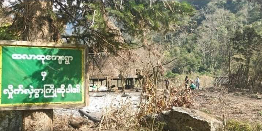 ရွာလုံးကျွတ်မီးလောင်သွားသည့် ထလာထုရွာသားများ စားဝတ်နေရေး အကူအညီ လိုအပ်နေ