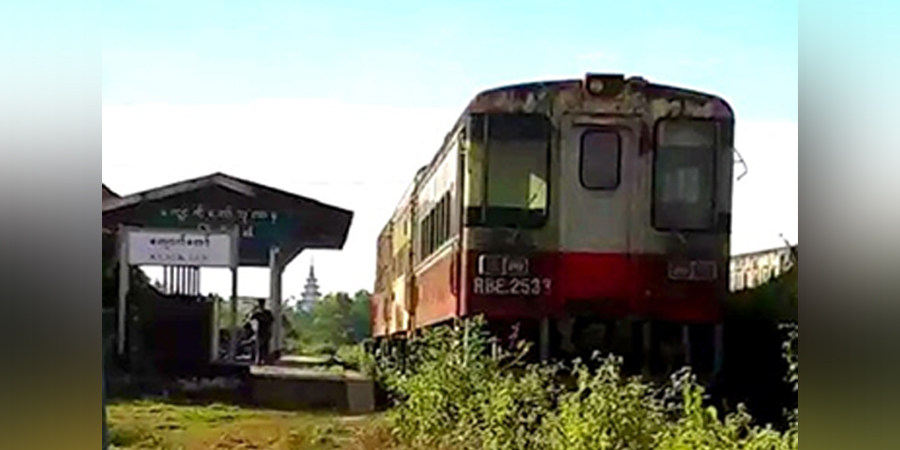 စစ်တွေ-ရေချမ်းပြင် ရထားလမ်းပြုပြင်ရန် ကျူးကျော်နေအိမ်များကို ဖယ်ရှား
