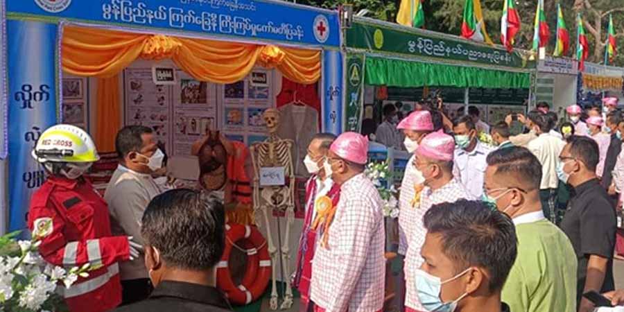 မွန်ပြည်နယ်နေ့ပွဲ အကျဉ်းချုံးကျင်းပ၊ မွန်ပြည်နယ်အရှိန်အဟုန်ဖြင့်တိုးတက်လာနိုင်ဟု စစ်ခေါင်းဆောင်ပြော