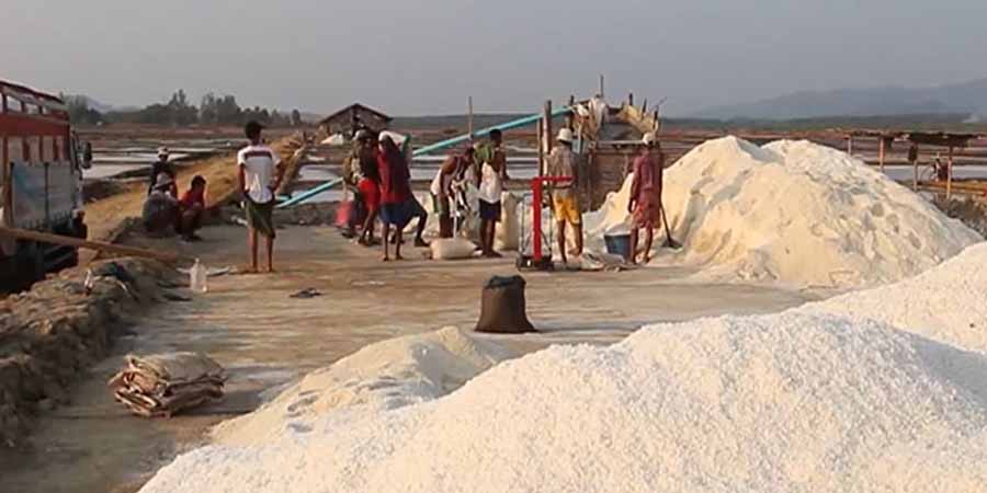 မွန်ပြည်နယ်တွင် ဆားကြမ်းဈေးနှုန်း စံချိန်တင် မြင့်တက်