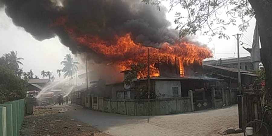 ကလေးမြို့ တာဟန်းရပ်ကွက်၌ မီးလောင်၊ နေအိမ် ၂ လုံးဆုံးရှုံး