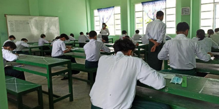တက္ကသိုလ်ဝင်မေးပွဲဖြေဆိုသူများကို သစ္စာဖောက်လောက်ကောင်များဟု ရတနာပုံတက္ကသိုလ် ယာယီကောင်စီထုတ်ပြန်
