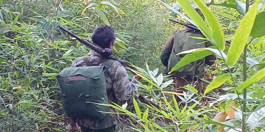 ရွှေကူမြို့တွင် စစ်ကောင်စီ ရိက္ခာတင် စက်လှေနှစ်စီးကို မြို့လှ PDF ဖောက်ခွဲဖျက်ဆီး