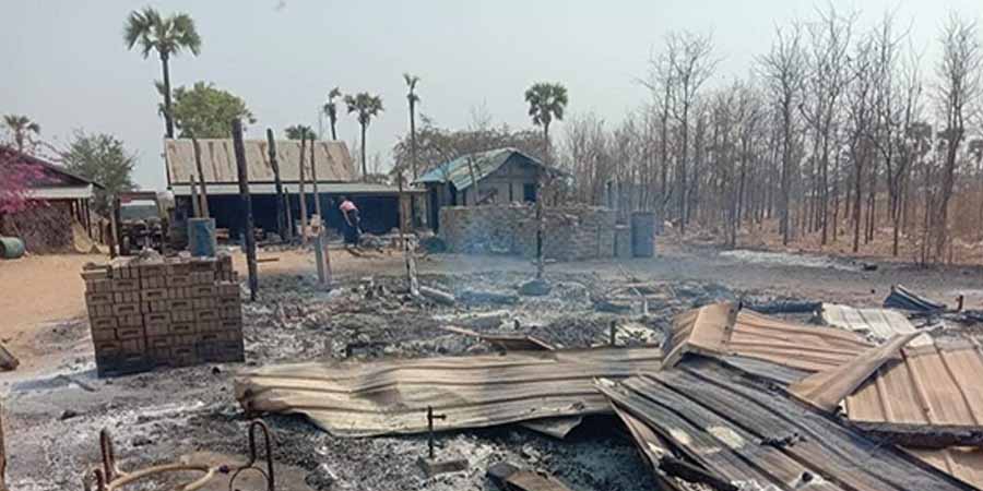 ယင်းမာပင်တွင် စစ်ကောင်စီတပ်မီးရှို့မှုကြောင့် ​နေအိမ်အ​ဆောက်အအုံ ၃၀ ​ကျော် ဆုံးရှုံး