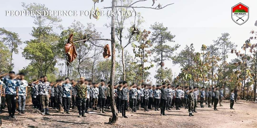 ကလေးနှင့် ရွှေဘိုမြို့နယ်တို့၌ တိုက်ပွဲပြင်းထန်၊ စစ်တပ်က လက်နက်ကြီးဖြင့် ပစ်ခတ်သဖြင့် ရွာသား ၁ ဦး သေဆုံး