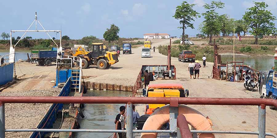 ရခိုင်ပြည်နယ်၌ လောင်စာဆီ အကန့်အသတ်ဖြင့်ရောင်းချရန် စစ်ကောင်စီညွှန်ကြား