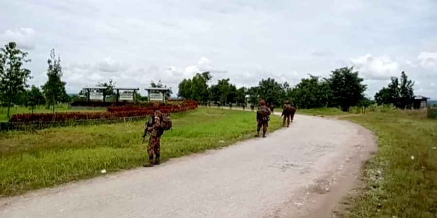 ဝေါလေမြိုင်တိုက်ပွဲ၌ ကျဆုံးသွားသည့် စစ်ကောင်စီတပ်သားအလောင်းများ မြေမြှုပ် သင်္ဂြိုဟ်ပေးသူ မရှိဖြစ်နေ