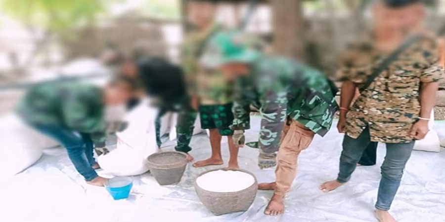 နေအိမ်များမီးရှို့ခံရသည့် ဆိပ်ဖြူမြို့နယ် ရှားလှရွာပြည်သူများကို YRF က ဆန်ရိက္ခာများလှူဒါန်း