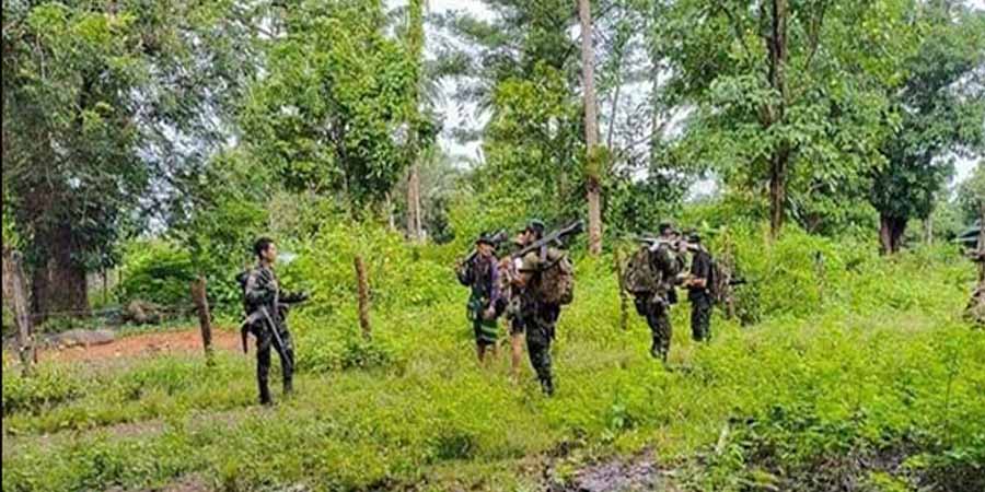 ကြာအင်းဆိပ်ကြီးတိုက်ပွဲတွင် စစ်တပ်က လက်နက်ကြီးပစ်ခတ်သဖြင့် ဒေသခံ ၁ ဦးသေ၊ ၂ ဦး ဒဏ်ရာရ