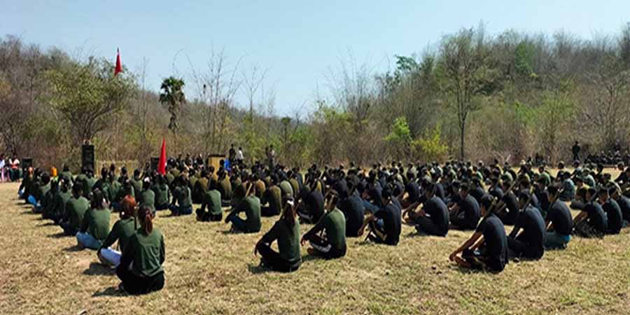 PDF-ဆောက အမျိုးသမီးသင်တန်းသူ ၃၅ ဦးအပါဝင် ၁၀၇ ဦး အခြေခံစစ်ပညာသင်တန်းဆင်း