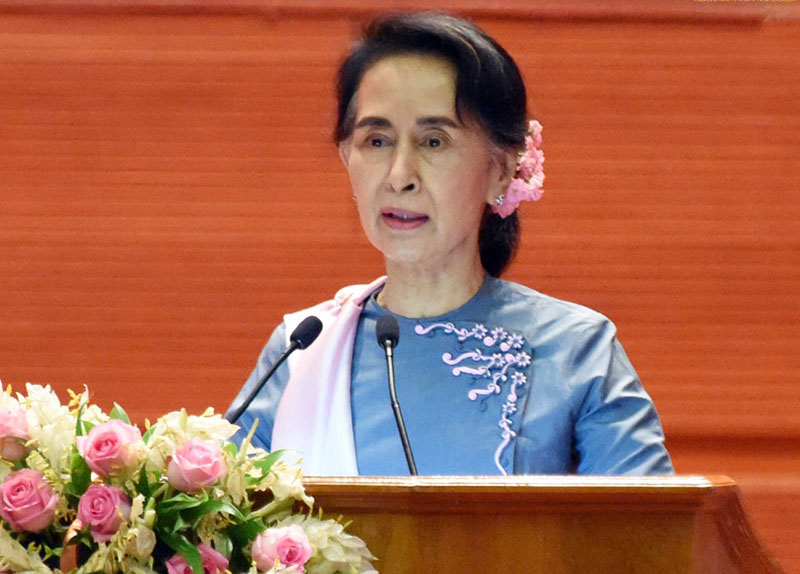 နိုင်ငံတော်အတိုင်ပင်ခံပုဂ္ဂိုလ်ကို စစ်ကောင်စီက ထောင်ဒဏ်ထပ်ချသည့်အပေါ် နိုင်ငံတကာရှုတ်ချ
