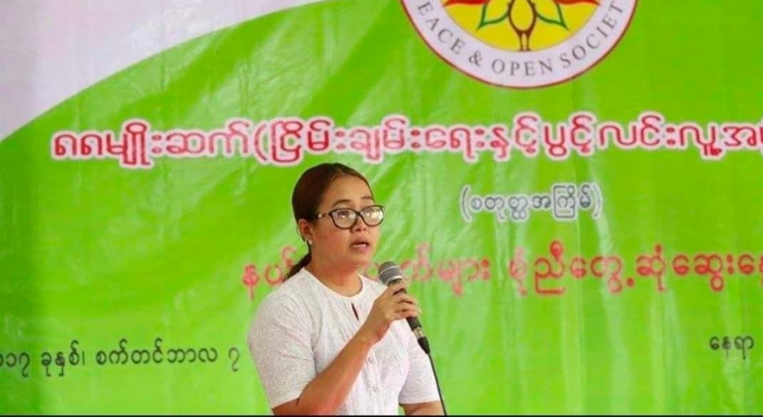 ၈၈ မျိုးဆက် မနုနုအောင်နှင့် မခက်ခက်တို့ ဖမ်းဆီးခံရ