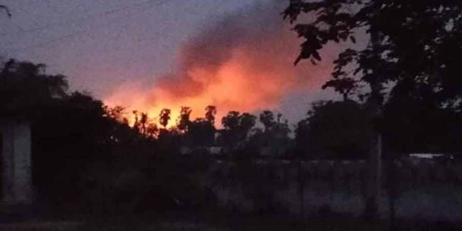 ရွှေဘိုမြို့နယ်၌  အိမ်ခြေ ၁၅၀၀ ကျော်ရှိသည့် ကျားရွာကို စစ်ကောင်စီတပ်က မီးရှို့