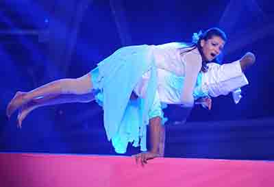 အိႏၵိယႏိုင္ငံရဲ႕ နာမည္ေက်ာ္ မသန္စြမ္း ဟစ္ေဟာ့အကပညာရွင္
