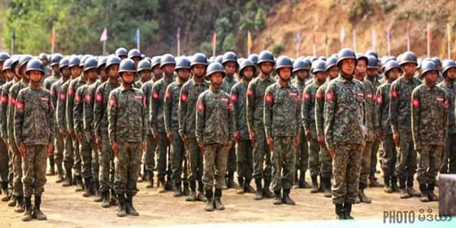 စစ်ကောင်စီ နပခတိုင်းမှူးကို အေအေ စစ်ဦးစီးချုပ် သတိပေး