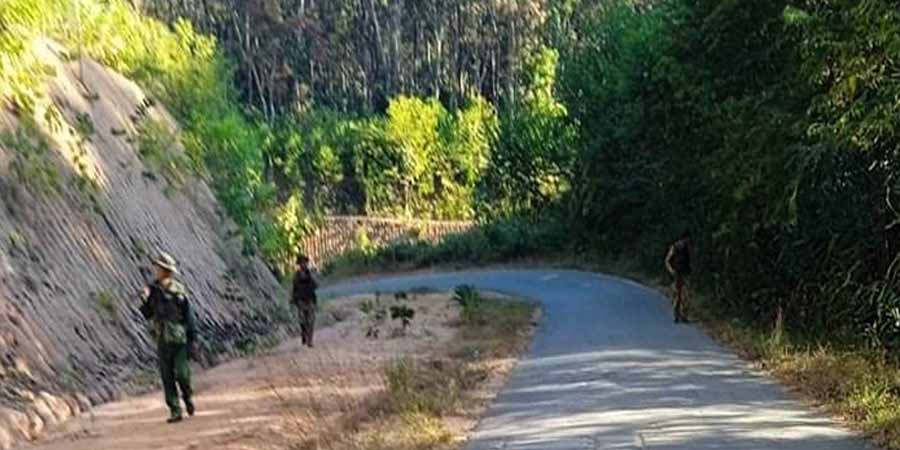 လိပ်သိုတိုက်ပွဲတွင် သေဆုံးဒဏ်ရာရ စစ်သားများသယ်ယူရန် ဒေသခံများကို အဓမ္မခိုင်းစေ
