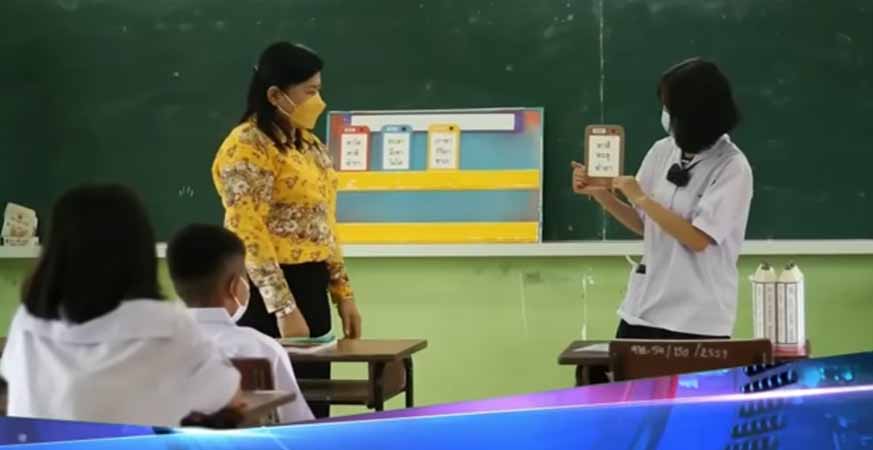 ကိုဗစ်ကာလ ကျောင်းပိတ်ချိန်ကြာမြင့်ပြီး မြန်မာကလေးများ ထိုင်းစာမေ့သွားသဖြင့် သင်ရိုး ညွှန်းတန်း ပြင်ဆင်ရ