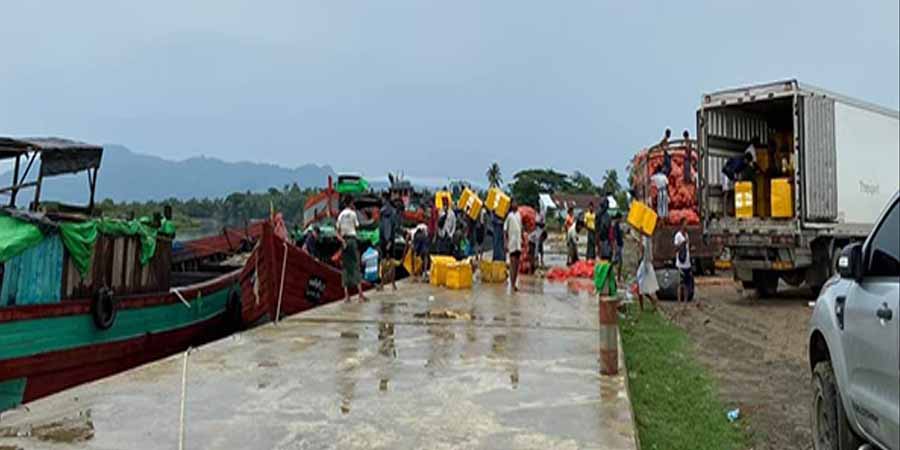 မြန်မာမှ ဘင်္ဂလားဒေ့ရှ်သို့ မေလအတွင်း ကန်ဒေါ်လာ ၃ သန်းခွဲကျော်ဖိုး ပို့ကုန်တင်ပို့