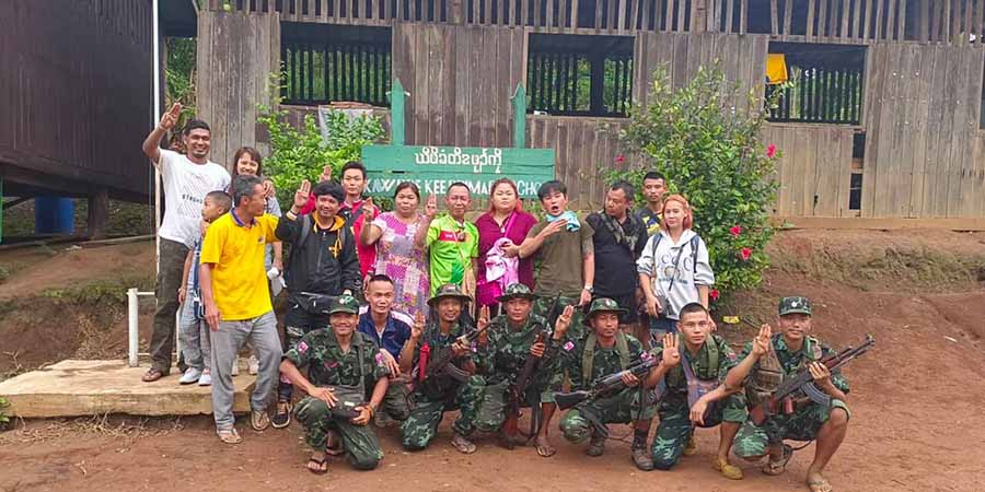ထိုင်းရောက် ကမ္ဘာမကြေရွှေညီကိုများအသင်းက PDF အတွက် လက်နက်များကူညီထောက်ပံ့