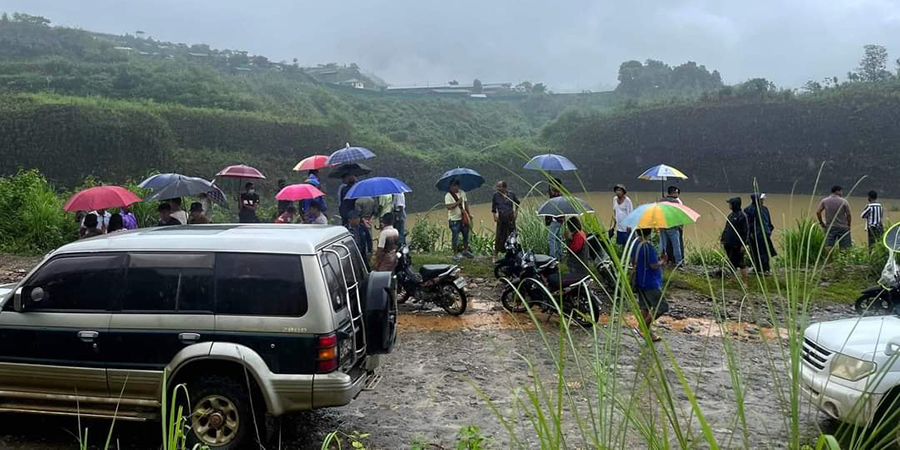 ဖားကန့် ကျောက်စိမ်းလုပ်ကွက်အတွင်း ကား ၁ စီးထိုးကျ၊ လသားကလေးငယ် အပါအဝင် ၃ ဦးသေဆုံး