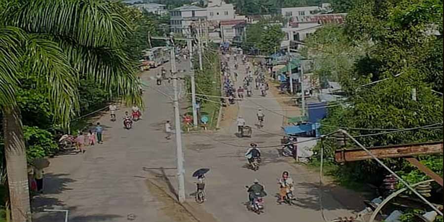 တွံတေးတွင် ဆိုင်ကယ်စီးနင်းခွင့် ပိတ်ပင်ထားသဖြင့် ကယ်ရီသမားများ အခက်ကြုံ