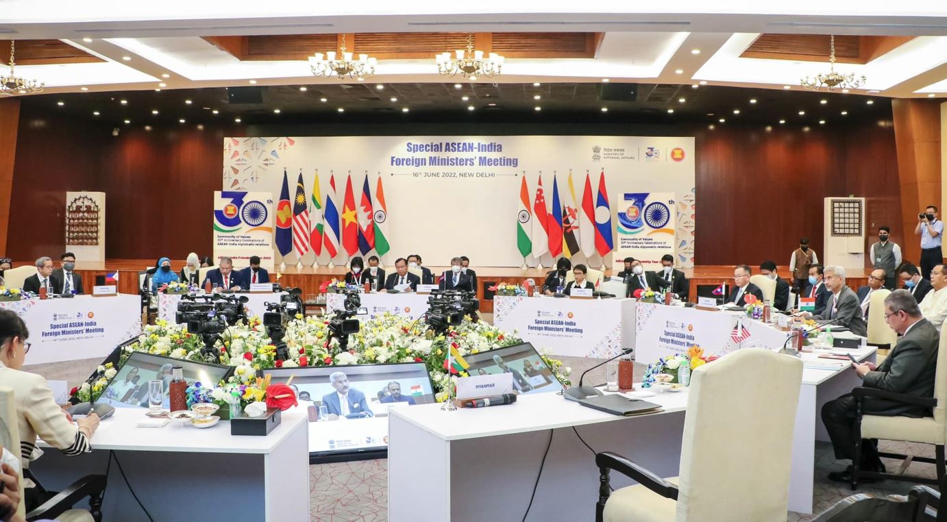 အာဆီယံ-အိန္ဒိယနိုင်ငံခြားရေးဝန်ကြီးများ အထူး အစည်းအဝေးပွဲ မြန်မာမပါဘဲကျင်းပ