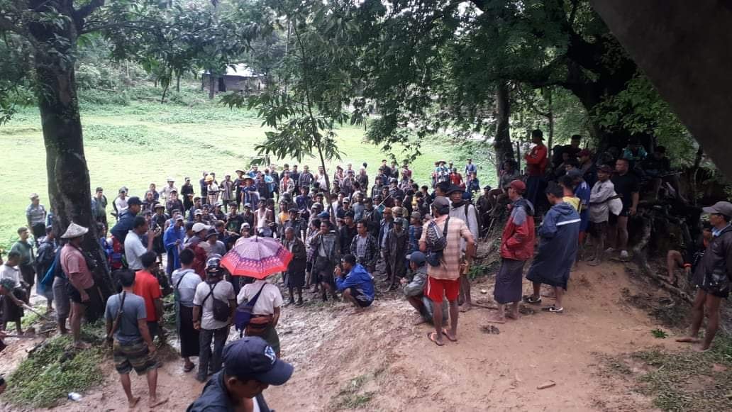 ပြန်ပေးဆွဲခံရသည့် မောင်တော သင်္ဘောလှကျောင်းအုပ်ဆရာကြီးနှင့်  ဆရာမပြန်မလွတ်သေး