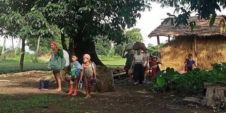 ကျောက်ကြီးမြို့နယ်၌ စစ်ကောင်စီတပ်က ခြိမ်းခြောက်မောင်းထုတ်ခဲ့သည့် ဒေသခံများ အခက်ကြုံ
