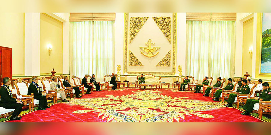 နယ်စပ်ရောက် ကျောင်းသားလူငယ်များနှင့်  CDM ဝန်ထမ်းများ ပြန်ဝင်ရောက်ရေး မြန်မာနှင့် ထိုင်းစစ်တပ် ဆွေးနွေး