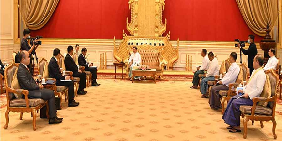 အာဆီယံအထူးကိုယ်စားလှယ်  စစ်ခေါင်းဆောင်အပါအဝင် ဝန်ကြီးအချို့နှင့်တွေ့ဆုံ