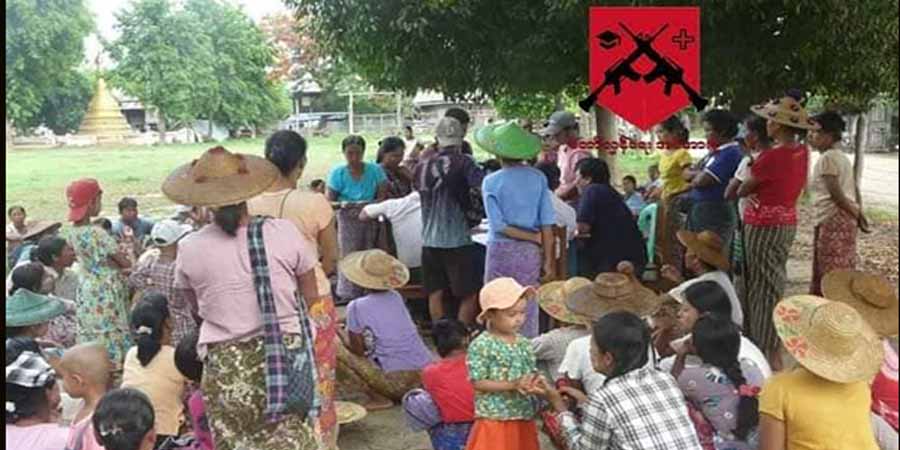 ကနီမြို့နယ် မီးဘေးသင့်သူများအတွက်  ကျပ်သိန်း ၃၀၀ ပေးအပ်လှူဒါန်း