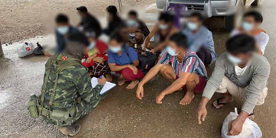 ပွဲစားခဘတ်သောင်းချီပေးပြီး ထိုင်းဘက် တရားမဝင် လာသည့် မြန်မာ ၁၉ ဦး ဖမ်းဆီးခံရ