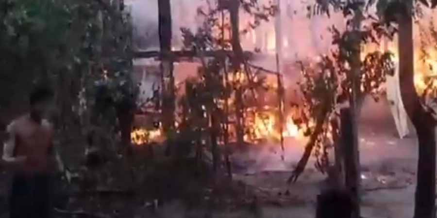 မြောင်မြို့နယ် ဆူးလေကုန်းရွာကို စစ်ကောင်စီတပ်မီးရှို့၊ နေအိမ် ၂၃ လုံး ဆုံးရှုံး