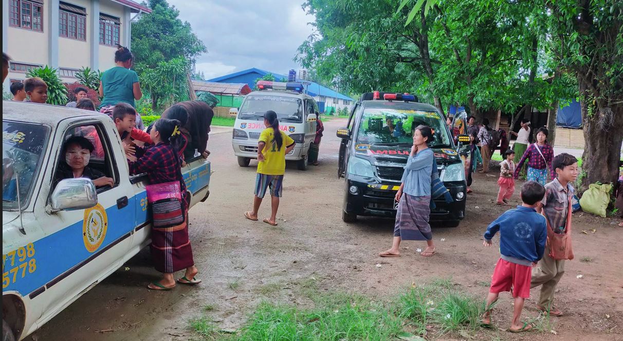 လောပိတ၊ ဘောလခဲနှင့် ဖယ်ခုံတွင် တိုက်ပွဲပြင်းထန်၊ ရွာသားများစစ်ဘေးရှောင်ထွက်ပြေး